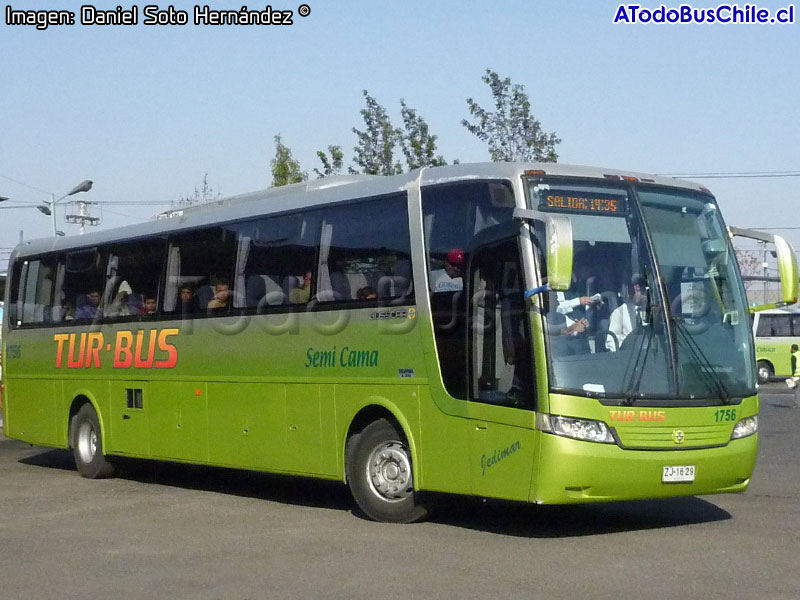 Busscar Vissta Buss LO / Scania K-340 / Tur Bus