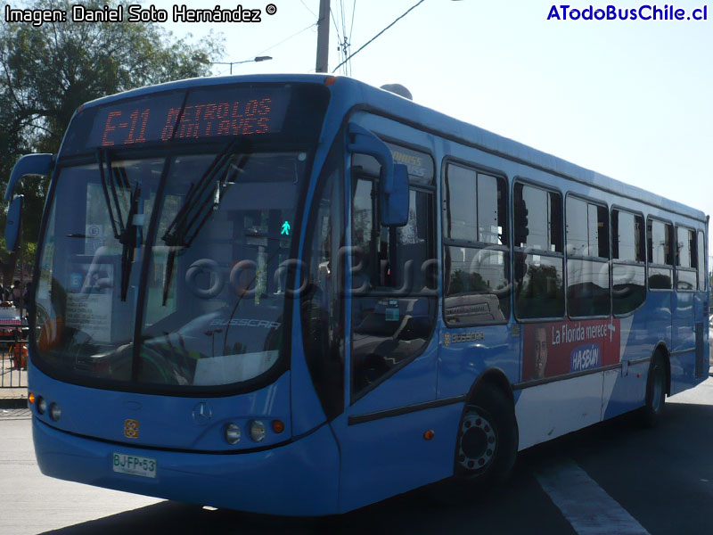 Busscar Urbanuss Pluss / Mercedes Benz O-500U-1725 / Servicio Alimentador E-11