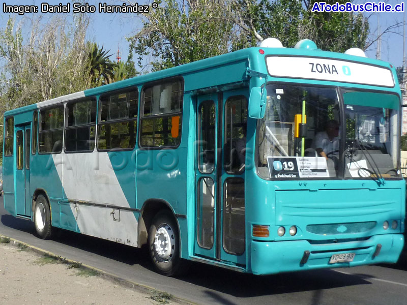 Maxibus Urbano / Mercedes Benz OH-1420 / Servicio Alimentador J-19