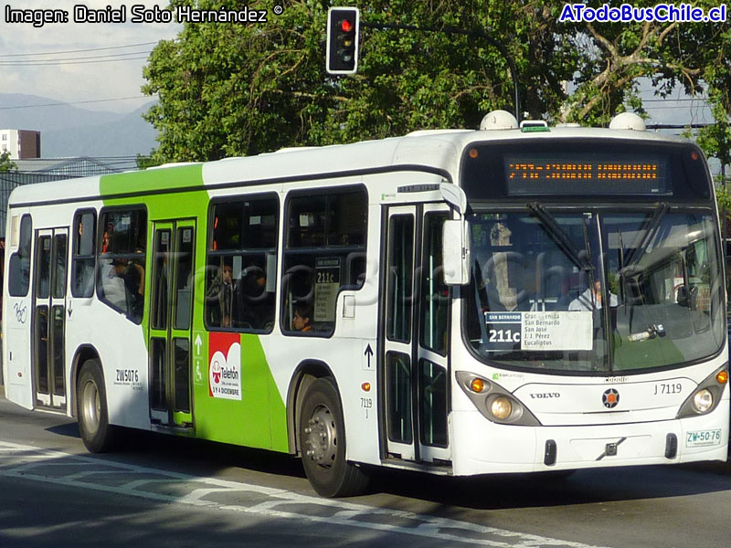 Marcopolo Gran Viale / Volvo B-7R-LE / Servicio Troncal 211c