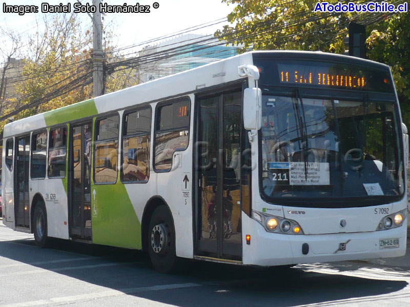 Induscar Caio Mondego L / Volvo B-7R-LE / Servicio Troncal 211