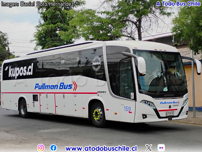 Busscar Vissta Buss 340 / Scania K-360B eev5 / Pullman Bus Costa Central S.A.