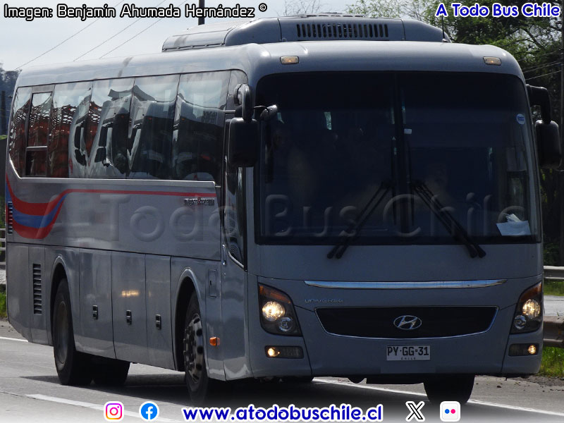 Hyundai Universe Space Luxury Euro5 / Ejército de Chile (II y III División)