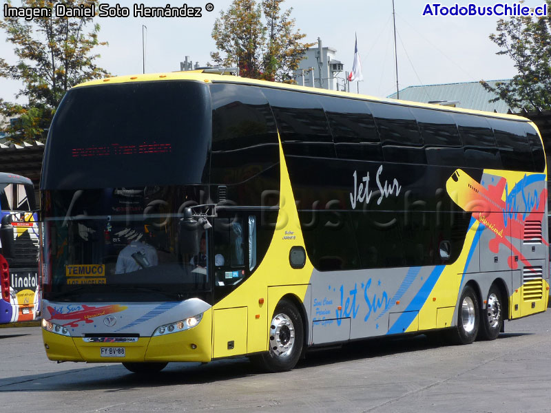 Young Man Skyliner JNP6137S / Jet Sur