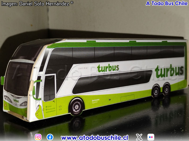 Miniatura Publicitaria Tur Bus | Busscar Panorâmico DD / Mercedes Benz O-500RSD-2442