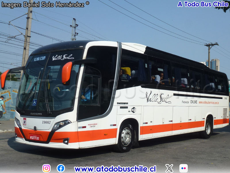 Busscar Vissta Buss 360 / Mercedes Benz O-500RS-1936 BlueTec5 / ValleSul Serviços (São Paulo - Brasil)