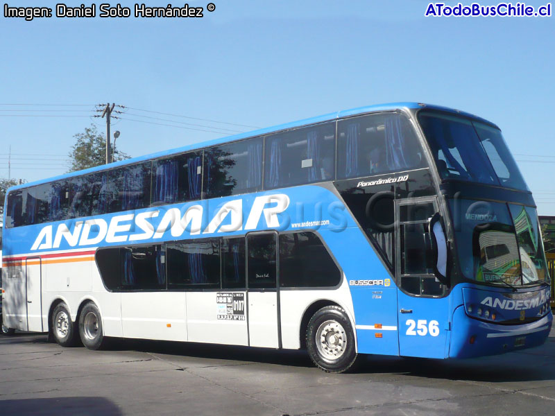 Busscar Panorâmico DD / Volvo B-12R / Andesmar Argentina
