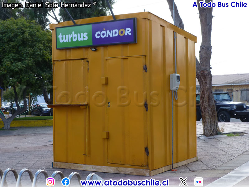 Kiosco Venta de Pasajes Tur Bus - Cóndor Bus Terminal Municipal de Caldera (Región de Atacama)