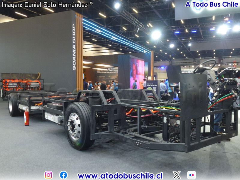 Plataforma Carrozable Scania K-230E