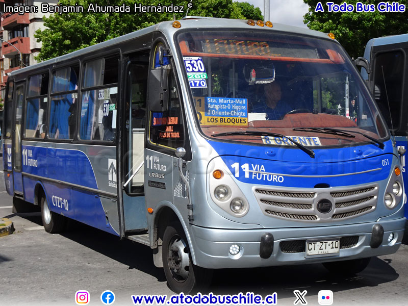 Carrocerías LR Bus / Mercedes Benz LO-915 / Línea N° 11 Vía Futuro (Concepción Metropolitano)