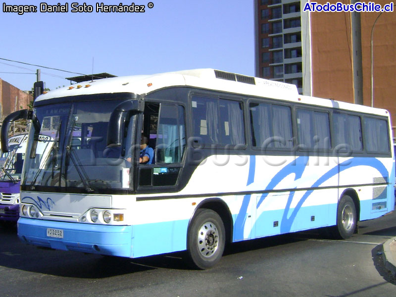 MCI DINA F-11 / Sotrul (Al servicio de LAN Chile S.A.)