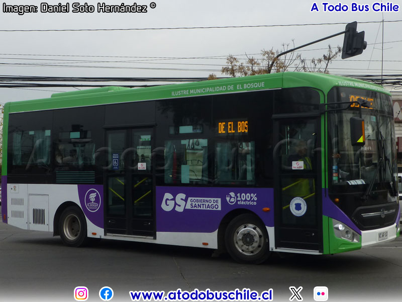 Zhong Tong LCK6850EVG / Transporte Vecinal Gratuito I. M. El Bosque (Área Metropolitana)
