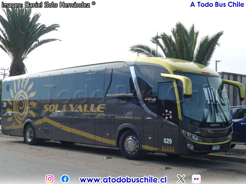 Comil Campione Invictus 1050 / Scania K-400B eev5 / Sol & Valle